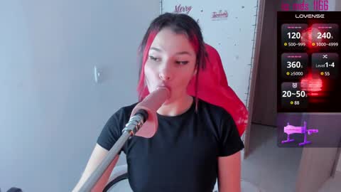 Snapshot of mia_adams66 chatting on December 17, 2024, 1:07 am Mia adams  online show from December 17, 2024, 1:07 am