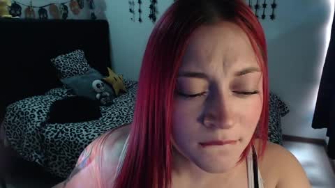 mia online show from May 30, 2026, 6:49 pm