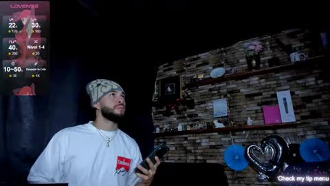 Mia and vincentt model indepent online show from March 18, 2026, 3:20 am