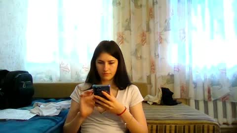 mia_beauti_live online show from May 7, 2026, 9:25 am
