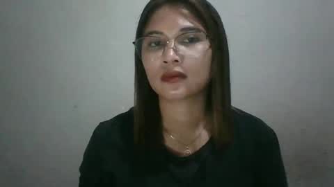 mia_bella04 online show from February 24, 2025, 2:40 am