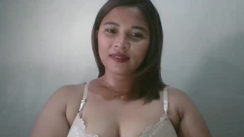 mia_bella04 online show from March 11, 2025, 2:21 am