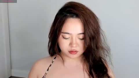 mia_carmin online show from April 17, 2026, 2:36 am