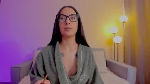 Snapshot of mia_daniellshot chatting on February 4, 2026, 5:08 pm Sarah Luna online show from February 4, 2026, 5:08 pm