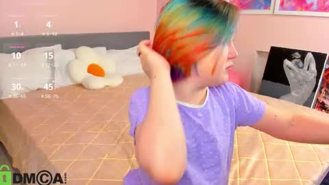 Mia online show from December 18, 2025, 2:39 am