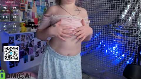 Mia online show from March 28, 2026, 3:39 am