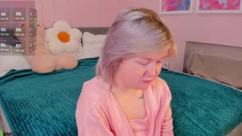 Mia online show from June 1, 2026, 2:57 am