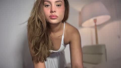 Snapshot of mia_ferrer777 chatting on May 22, 2026, 11:21 pm mia_ferrer777 online show from May 22, 2026, 11:21 pm