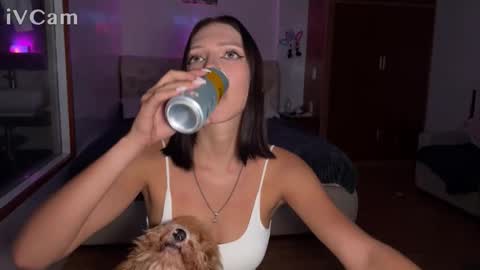 Snapshot of mia_floo chatting on October 22, 2025, 2:39 pm mia_floo online show from October 22, 2025, 2:39 pm