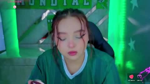 Mia online show from June 23, 2026, 2:04 pm
