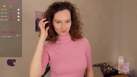 Snapshot of mia_frizz chatting on September 12, 2025, 12:16 pm Mia  online show from September 12, 2025, 12:16 pm