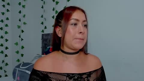 Snapshot of mia_garcia2 chatting on October 9, 2025, 10:19 pm MIA online show from October 9, 2025, 10:19 pm