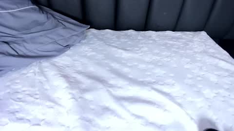  I am Mia  online show from February 17, 2025, 4:15 pm