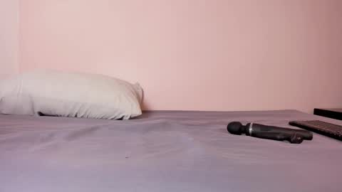 Snapshot of mia_holson chatting on February 23, 2026, 11:07 am I am Mia online show from February 23, 2026, 11:07 am