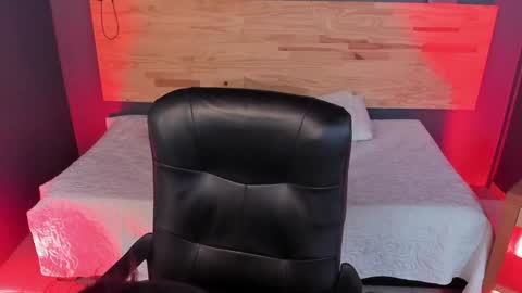 Val  online show from December 26, 2024, 10:52 pm