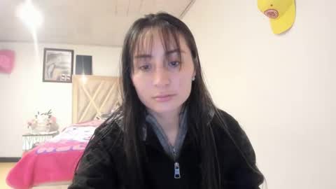 mia kaneee online show from October 9, 2025, 12:19 am