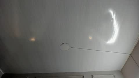 Mia online show from April 15, 2026, 3:02 am