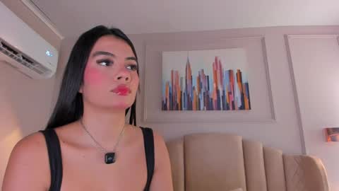 Mia online show from May 17, 2026, 5:05 am