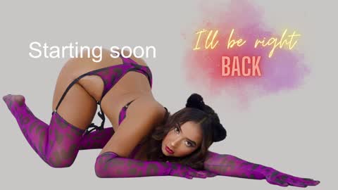 Snapshot of mia_lacy chatting on December 22, 2024, 10:36 pm mia_lacy online show from December 22, 2024, 10:36 pm