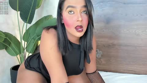 Snapshot of mia_lacy chatting on February 1, 2025, 7:44 pm mia_lacy online show from February 1, 2025, 7:44 pm