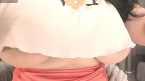 Snapshot of mia_lui chatting on July 15, 2026, 3:12 am Mia 3 online show from July 15, 2026, 3:12 am