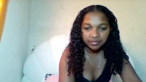 mia_lunah online show from August 2, 2026, 6:56 am