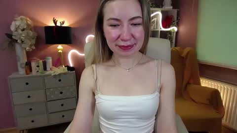 Snapshot of mia_luxx92 chatting on January 5, 2025, 10:43 am Mia online show from January 5, 2025, 10:43 am