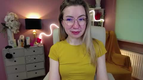 Snapshot of mia_luxx92 chatting on January 17, 2025, 11:17 am Mia online show from January 17, 2025, 11:17 am
