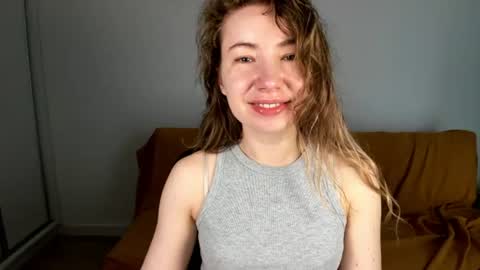 Mia online show from June 16, 2026, 6:27 am