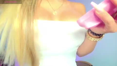 Snapshot of mia_mattel chatting on June 12, 2026, 7:40 am 333 online show from June 12, 2026, 7:40 am