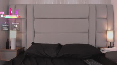    online show from October 27, 2025, 9:19 pm