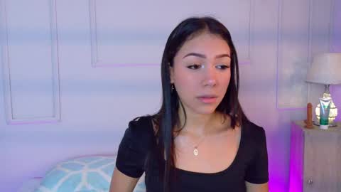 mia_oconner online show from October 7, 2025, 8:17 pm