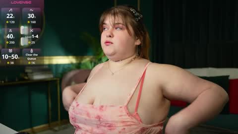 Snapshot of mia_of_your_dreams chatting on May 19, 2026, 5:52 pm Sweet Mia online show from May 19, 2026, 5:52 pm