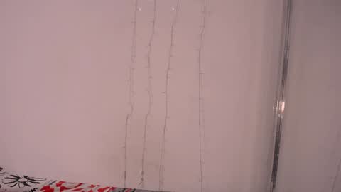 mia reys online show from December 29, 2024, 4:40 pm