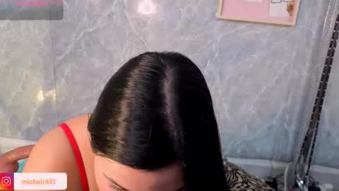 mia reys online show from April 10, 2026, 1:38 pm