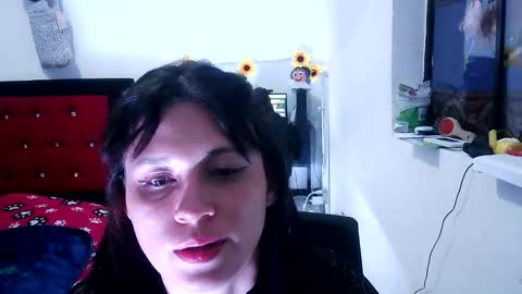 mia_robeerts online show from March 6, 2026, 11:01 pm