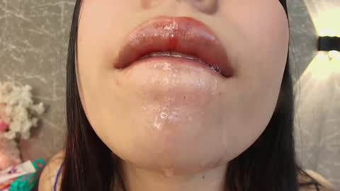 Snapshot of mia_roux13 chatting on January 31, 2025, 2:04 am Mia Roux online show from January 31, 2025, 2:04 am