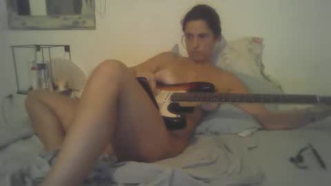 Snapshot of mia_solis_86 chatting on April 9, 2026, 10:48 pm Mia online show from April 9, 2026, 10:48 pm
