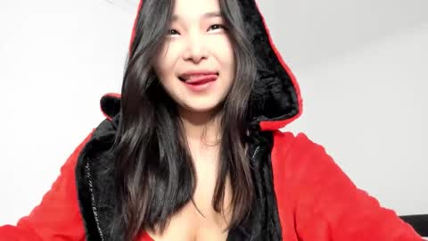 Snapshot of mia_soyun chatting on November 6, 2025, 5:03 pm Your Soyun online show from November 6, 2025, 5:03 pm