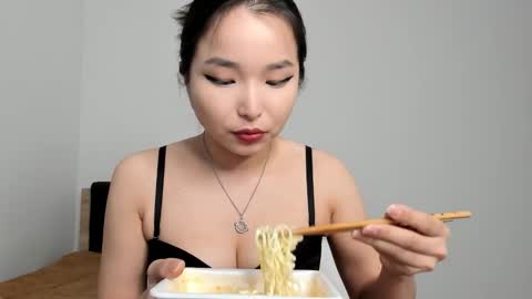  Your Soyun  online show from February 26, 2026, 11:09 am