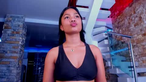 Mia steele online show from March 27, 2026, 6:51 pm