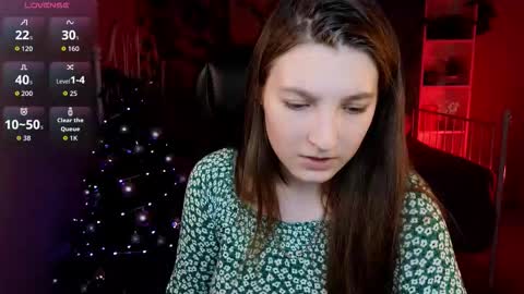 Mia online show from December 19, 2025, 10:22 am