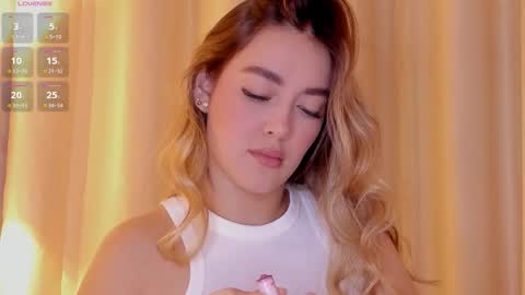 Snapshot of mia_white11 chatting on March 13, 2026, 1:07 pm Mia White online show from March 13, 2026, 1:07 pm