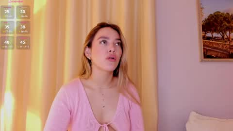 Snapshot of mia_white11 chatting on April 6, 2026, 1:23 pm Mia White online show from April 6, 2026, 1:23 pm