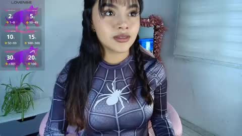 mia_zafir online show from May 8, 2026, 9:09 pm