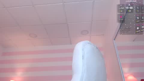 Mia online show from January 21, 2025, 3:10 pm