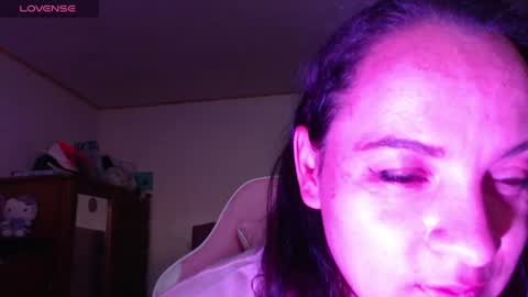 Snapshot of miaabrownn chatting on May 7, 2026, 1:05 pm MIA online show from May 7, 2026, 1:05 pm