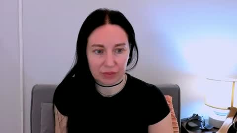 Mia online show from March 4, 2026, 4:24 pm