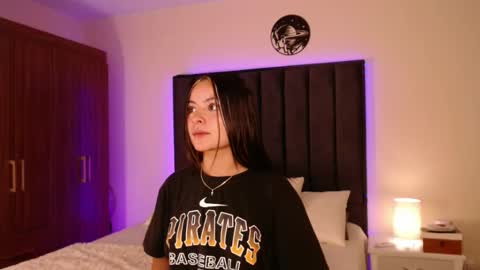 miaandnaty1 online show from September 26, 2025, 2:59 am