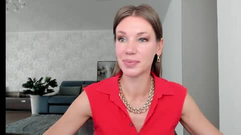 Mia online show from May 19, 2026, 4:30 am